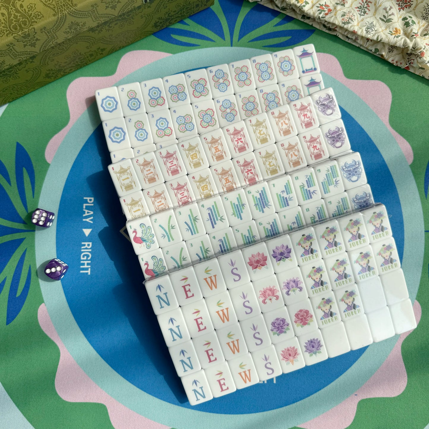 Royal Purple Lantern Mahjong Set