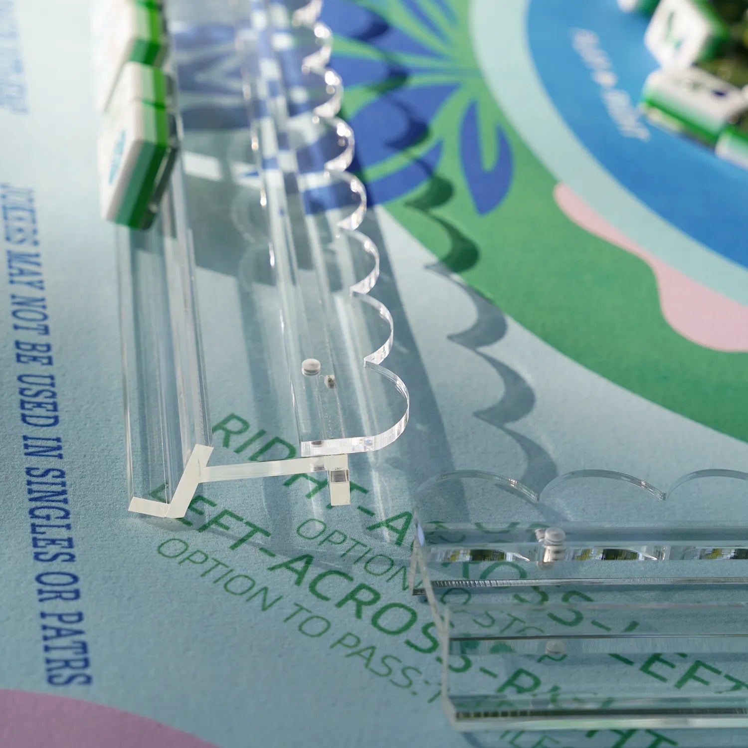 20" Clear Scalloped Acrylic Racks (4-Pack)