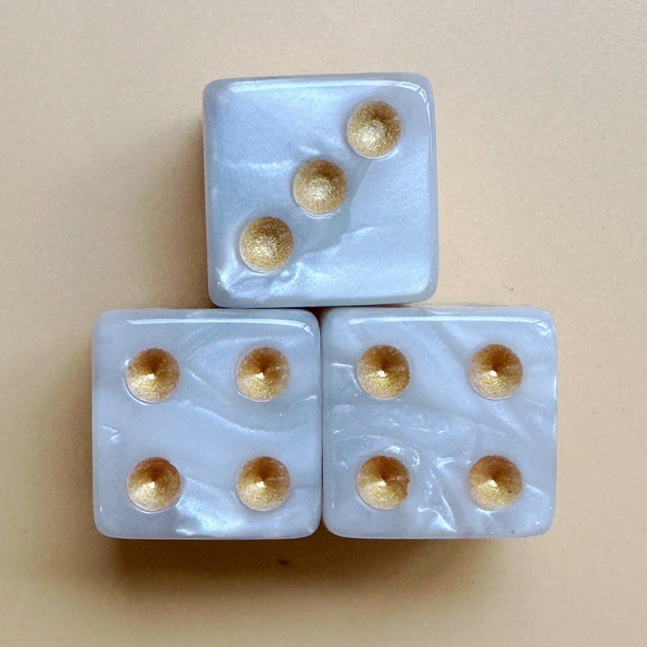 Square-cornered Jewel Swirl Acrylic Mahjong Dice