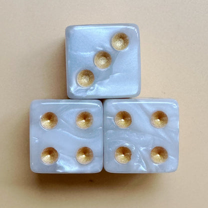 Square-cornered Jewel Swirl Acrylic Mahjong Dice