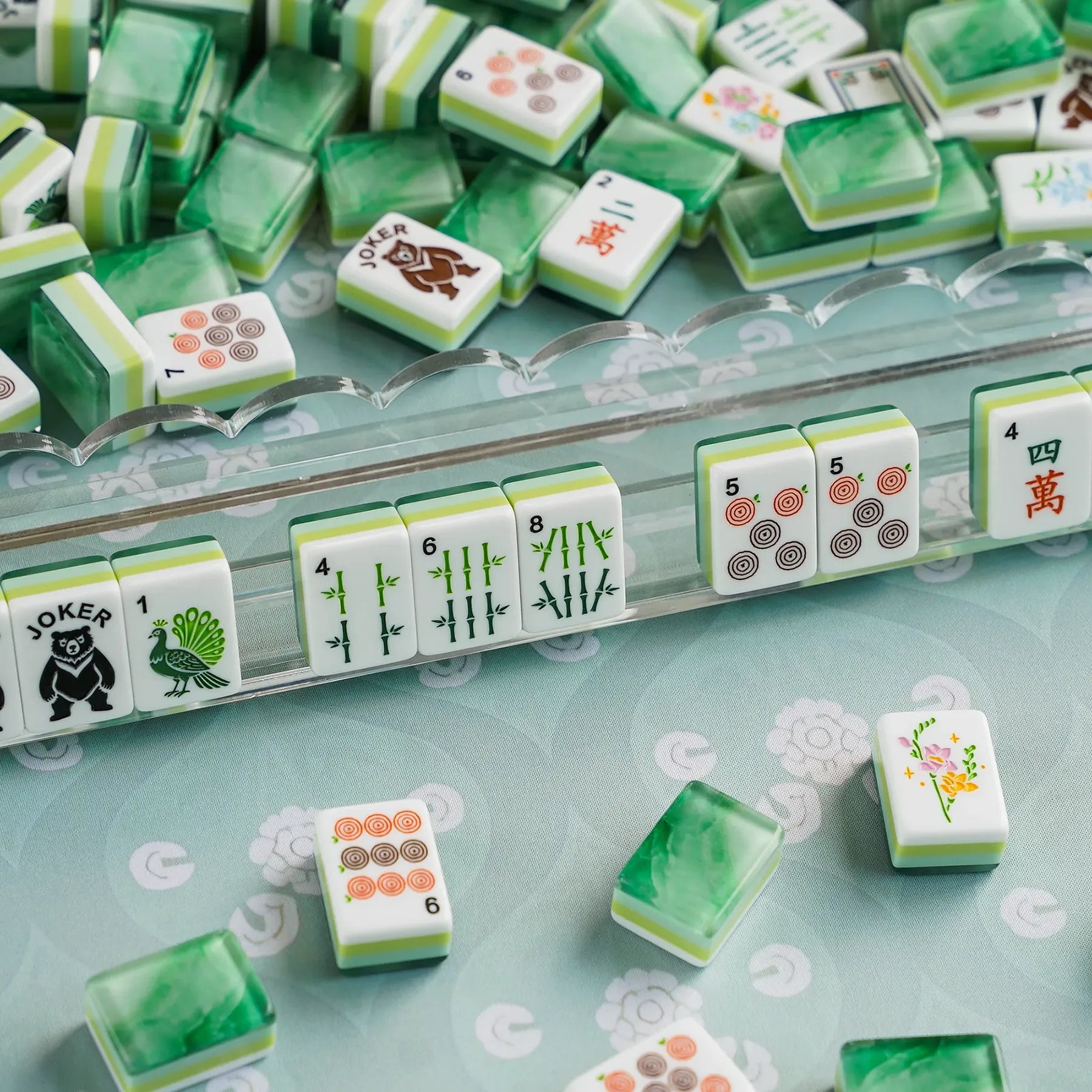 Forest Rippling Jade Mahjong Set