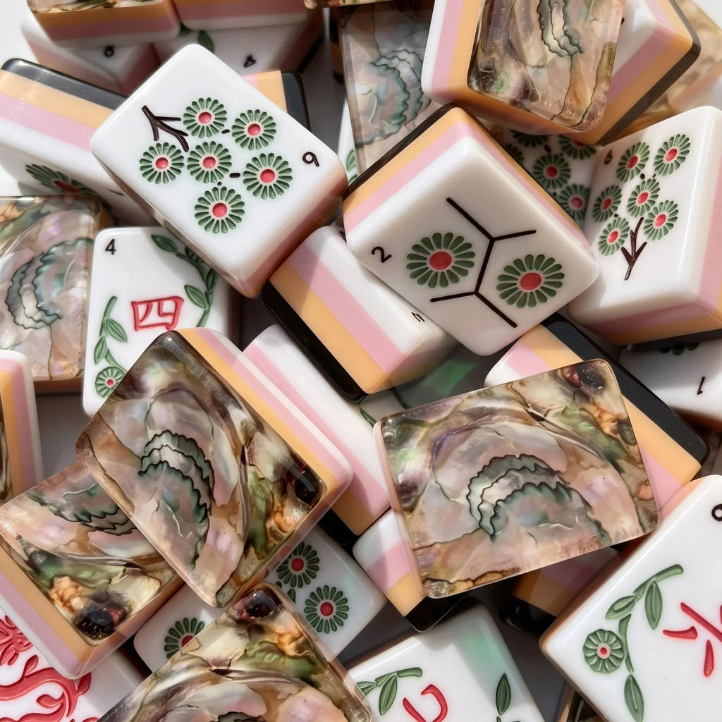 Rose Shell Heritage Mahjong Set
