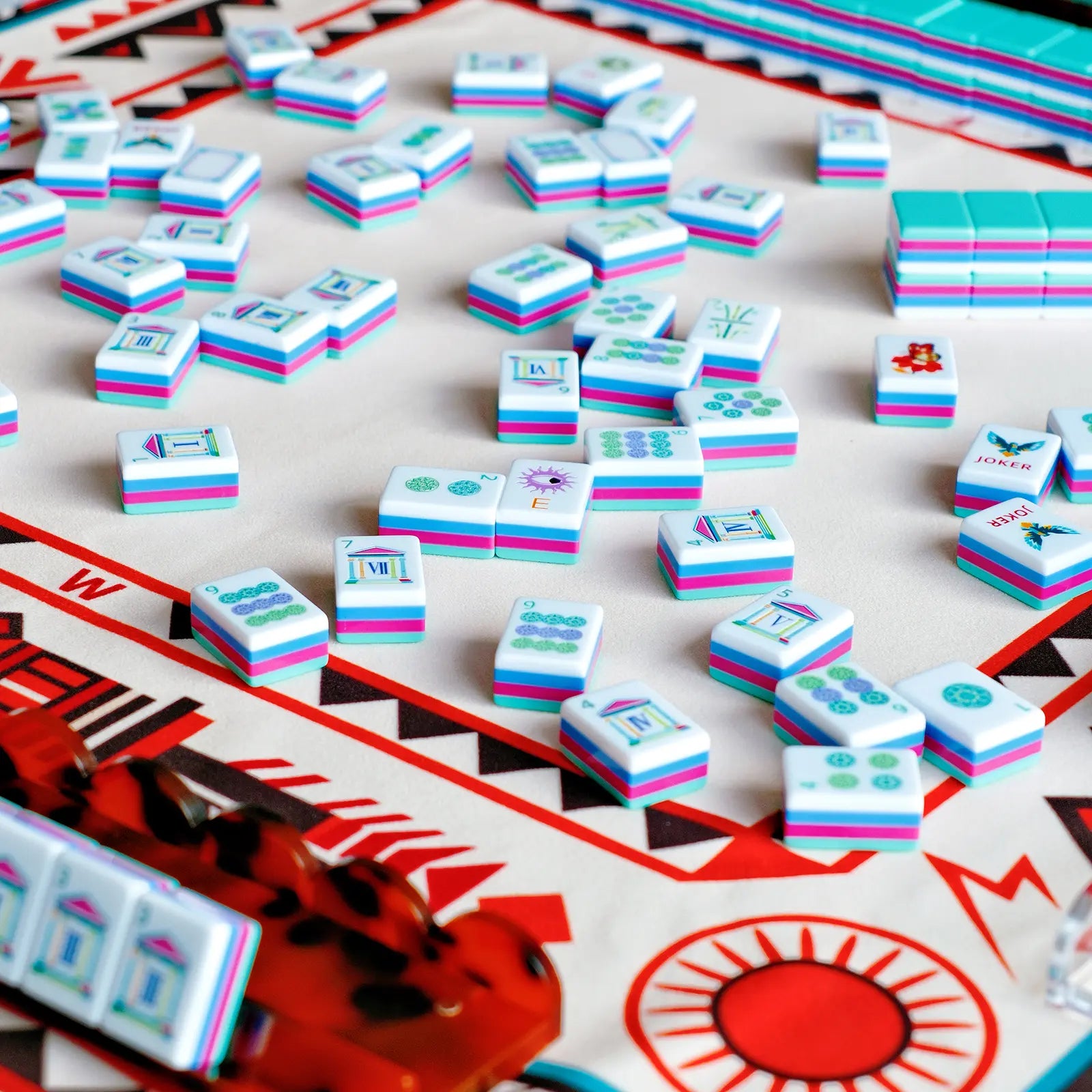 Four Seasons Manor Mahjong Set
