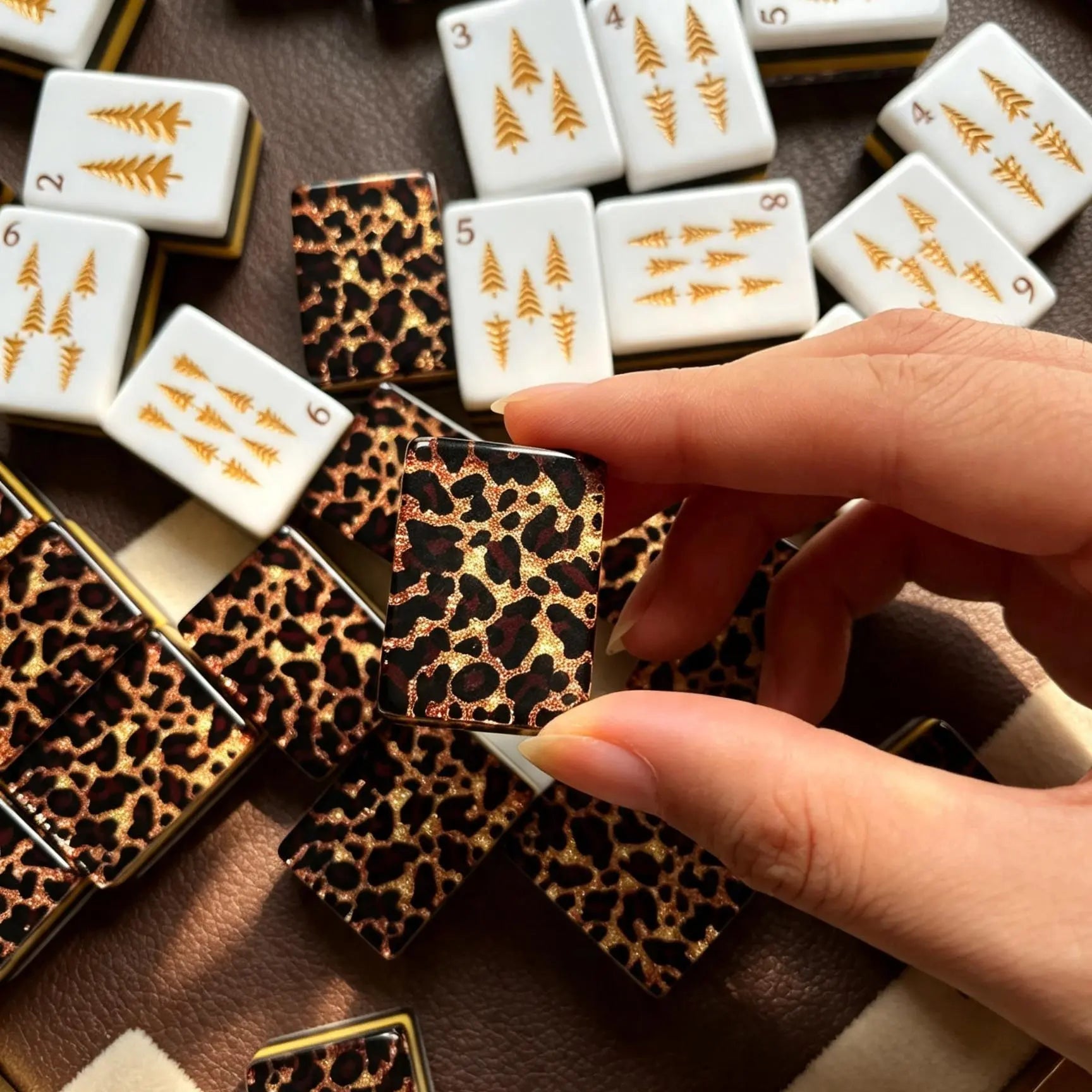 Glitter Leopard Wildwood Mahjong Set